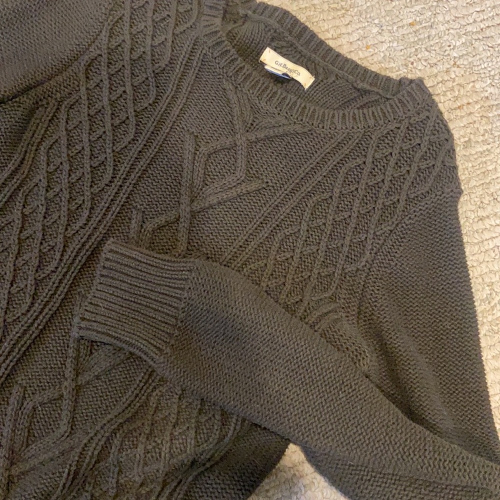 G.H. Bass & Co. Green Cable Knit Sweater size M